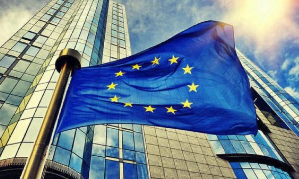 Σχεδόν 100 bcm φυσικού αερίου προσφέρουν οι διεθνείς προμηθευτές στους Ευρωπαίους καταναλωτές